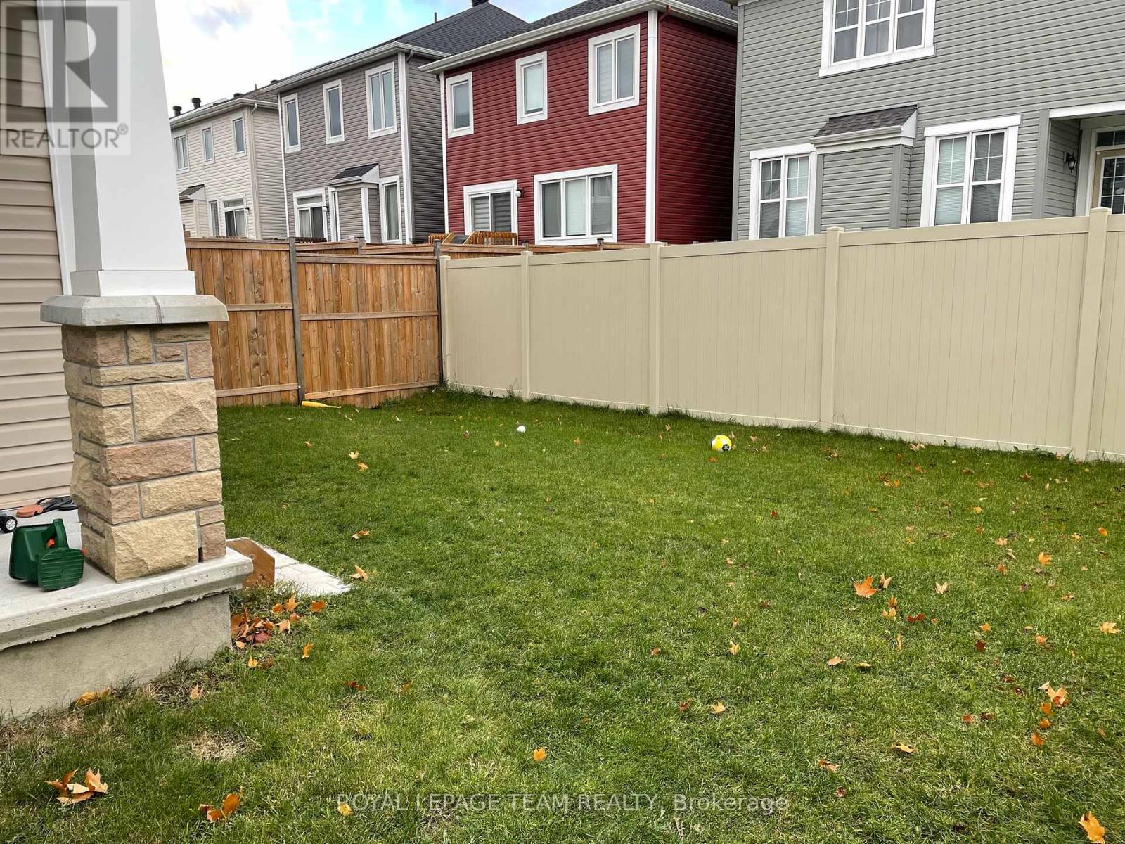 1001 Shimmerton Circle, Ottawa, Ontario  K2M 0L4 - Photo 35 - X12792818
