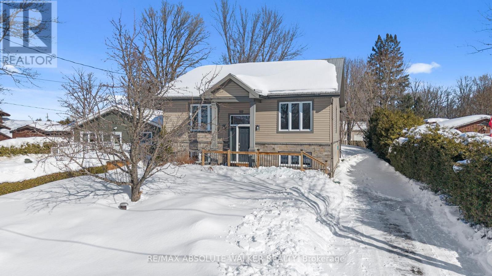 1095 MORIN ROAD, Ottawa, Ontario