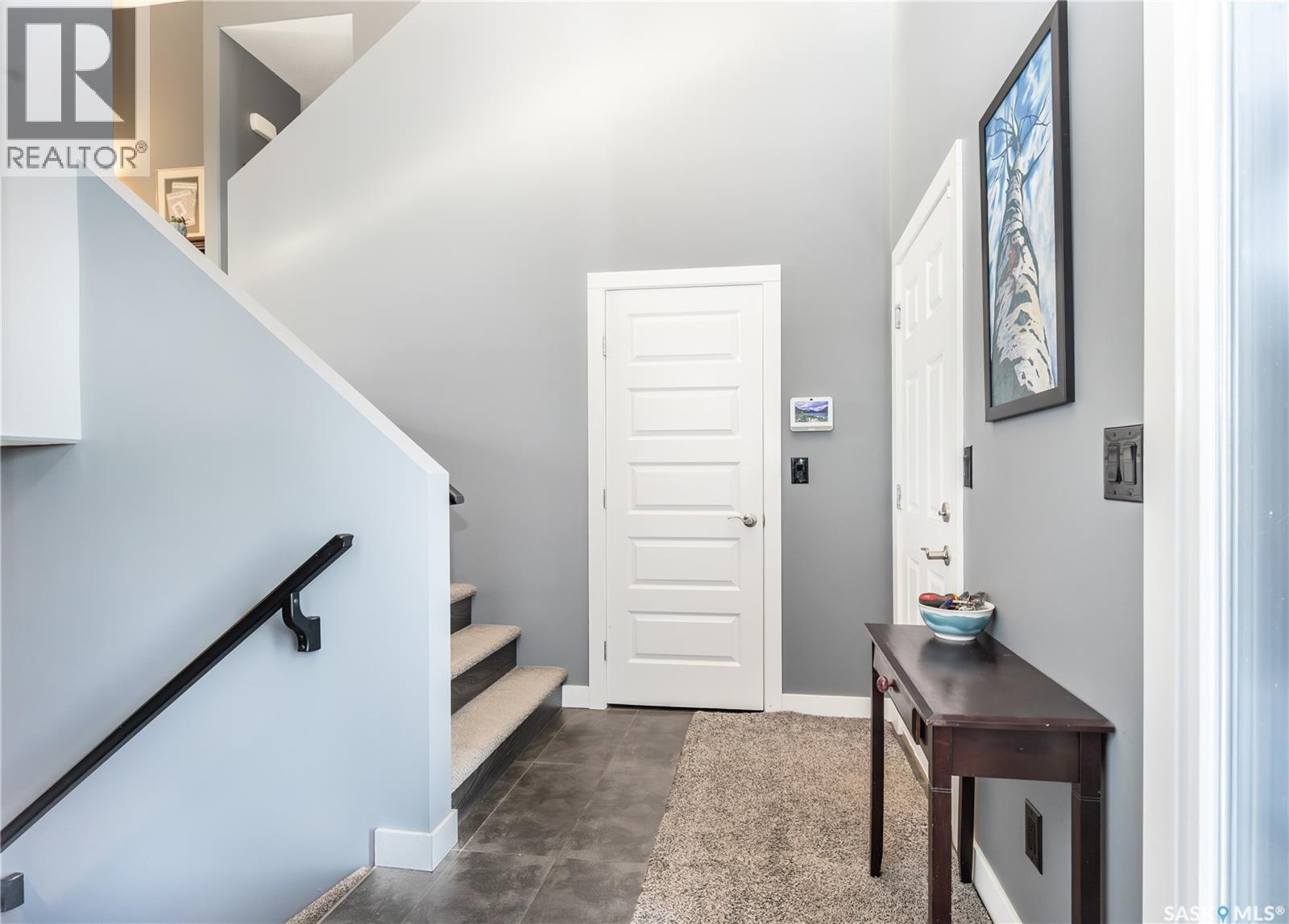 907 Werschner Crescent, Saskatoon, Saskatchewan  S7V 0G7 - Photo 3 - SK028616