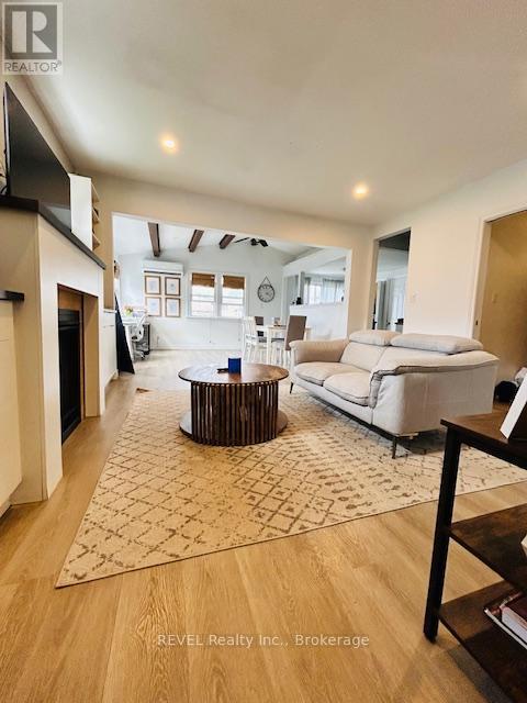 3644 Elm Street, Fort Erie (Ridgeway), Ontario  L0S 1N0 - Photo 5 - X12792730