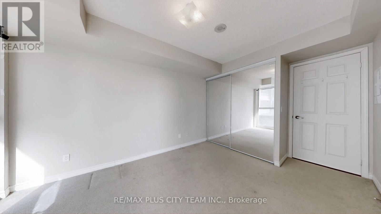 812 - 19 Grand Trunk Crescent, Toronto, Ontario  M5J 3A3 - Photo 18 - C12779288