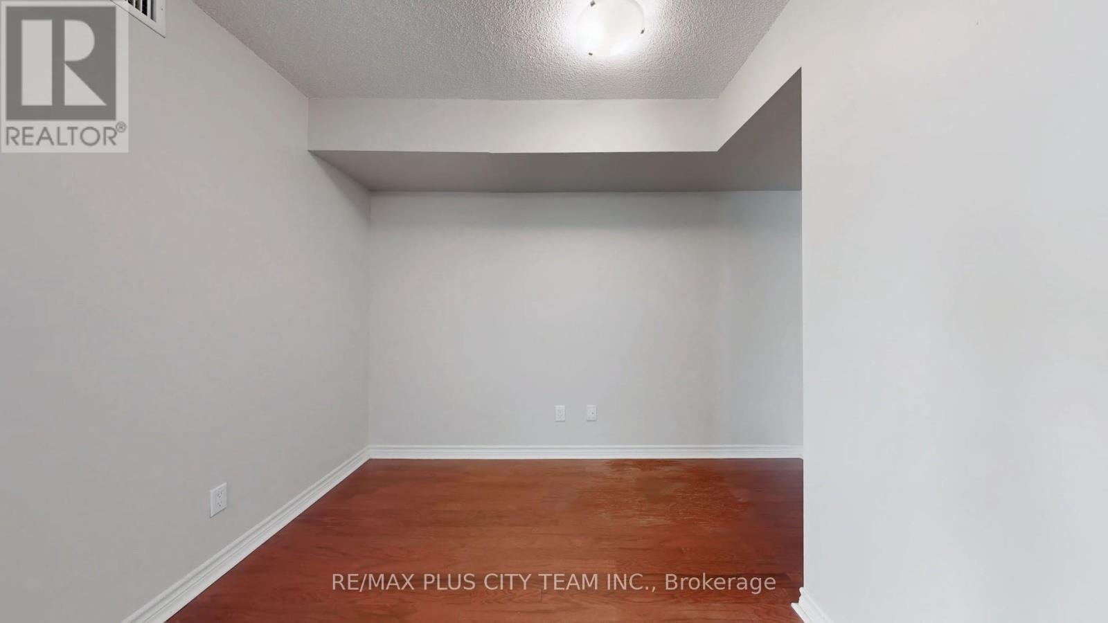 812 - 19 Grand Trunk Crescent, Toronto, Ontario  M5J 3A3 - Photo 13 - C12779288