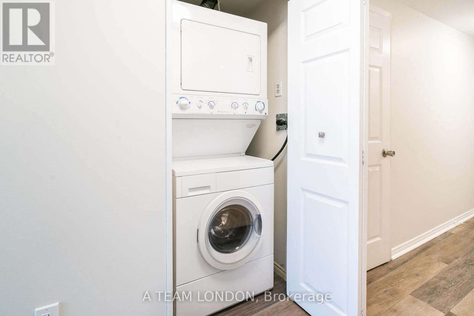 Photo 25 of 27 for 503 - 155 Kent Street