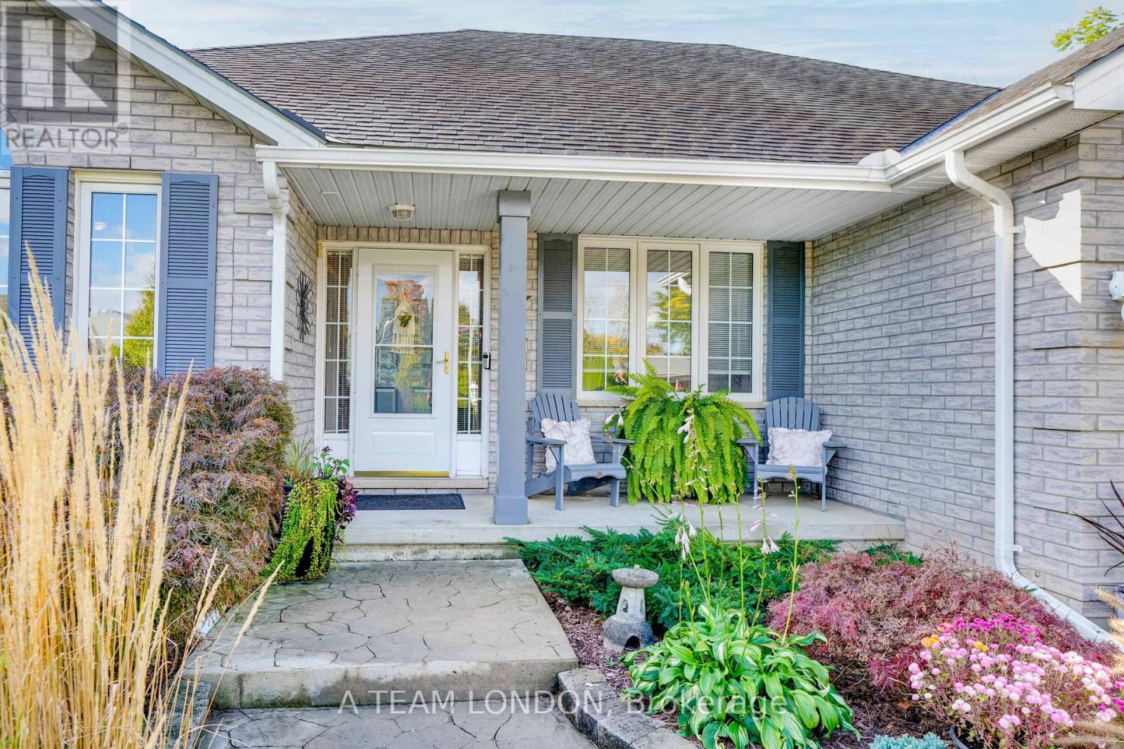 12 Huntington Terrace, St. Thomas, Ontario  N5R 6H1 - Photo 2 - X12714316