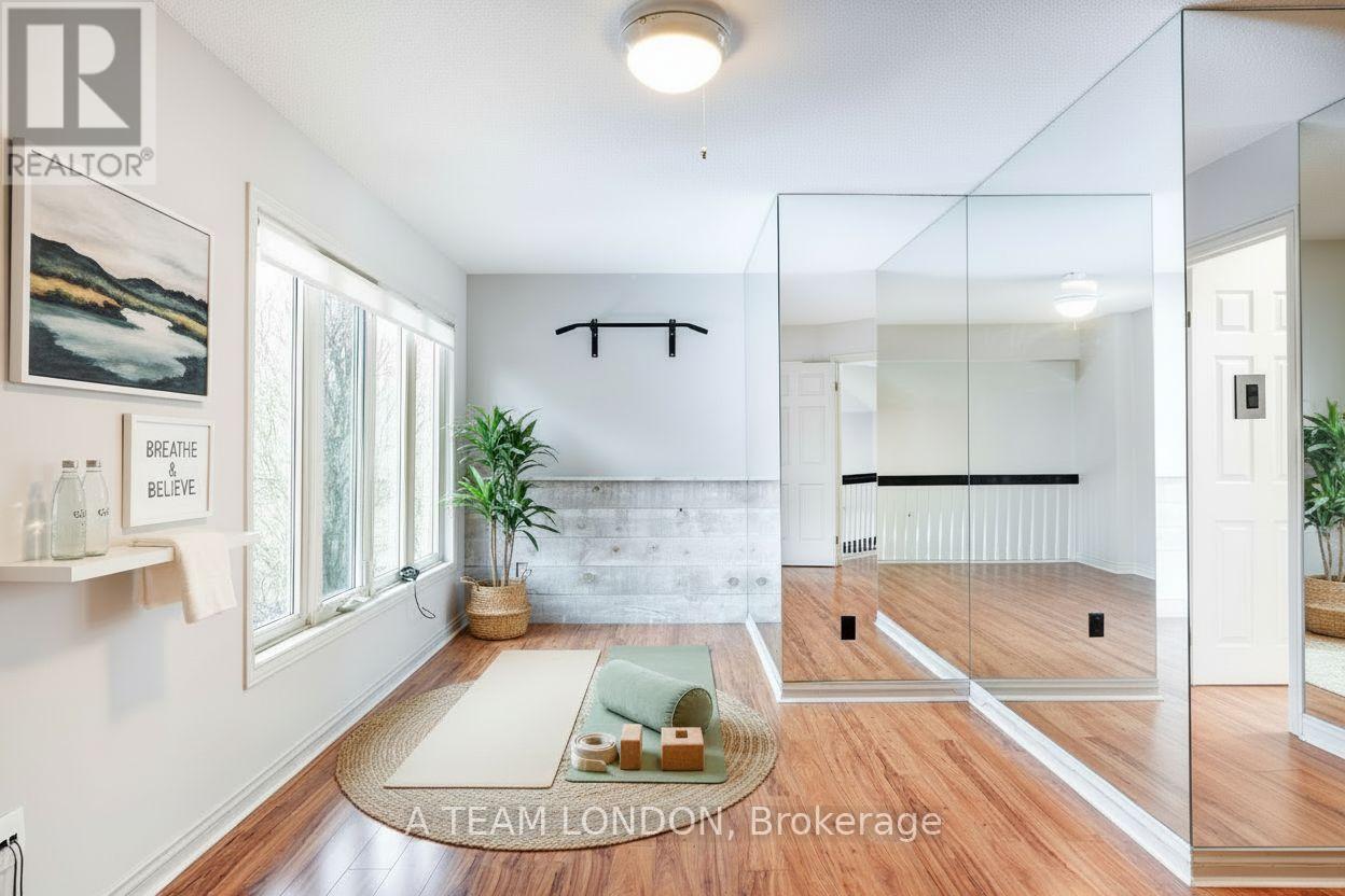 Photo 32 of 49 for 15 Bayside Court