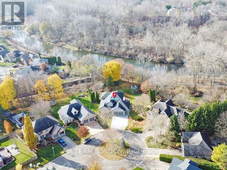15 Bayside Court, London East, Ontario  N5Y 5M6 - Photo 2 - X12720882