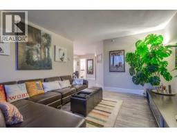 <div class="price">$980,000</div> 2001 888 Hamilton Street, Vancouver<br><div style="margin-bottom:8px;"><small>Macdonald Realty</small></div><div class='bed_bath'>2 Bed | 2 Bath</div>