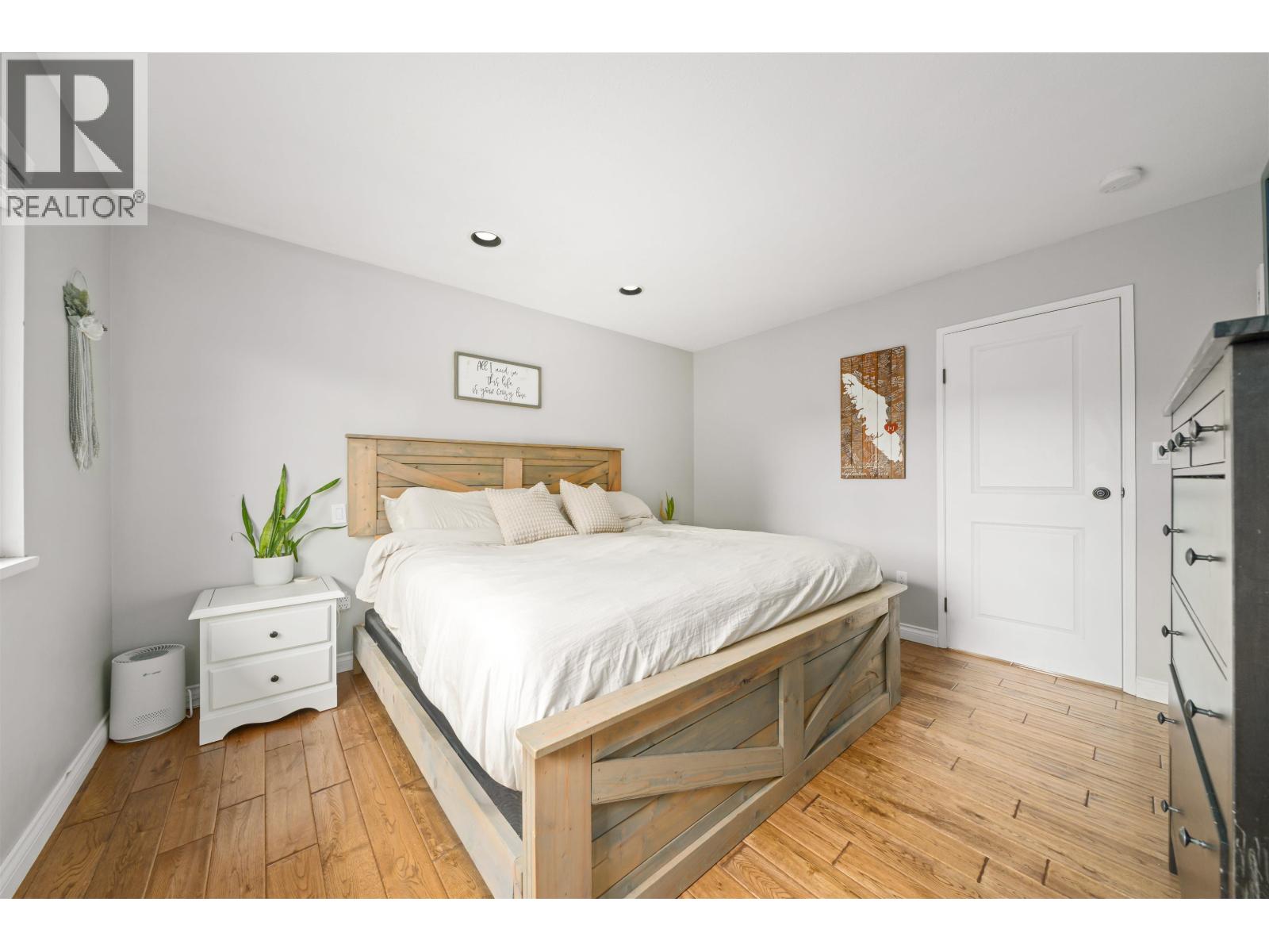 21157 Stonehouse Avenue, Maple Ridge, British Columbia  V2X 9Y7 - Photo 16 - R3090223