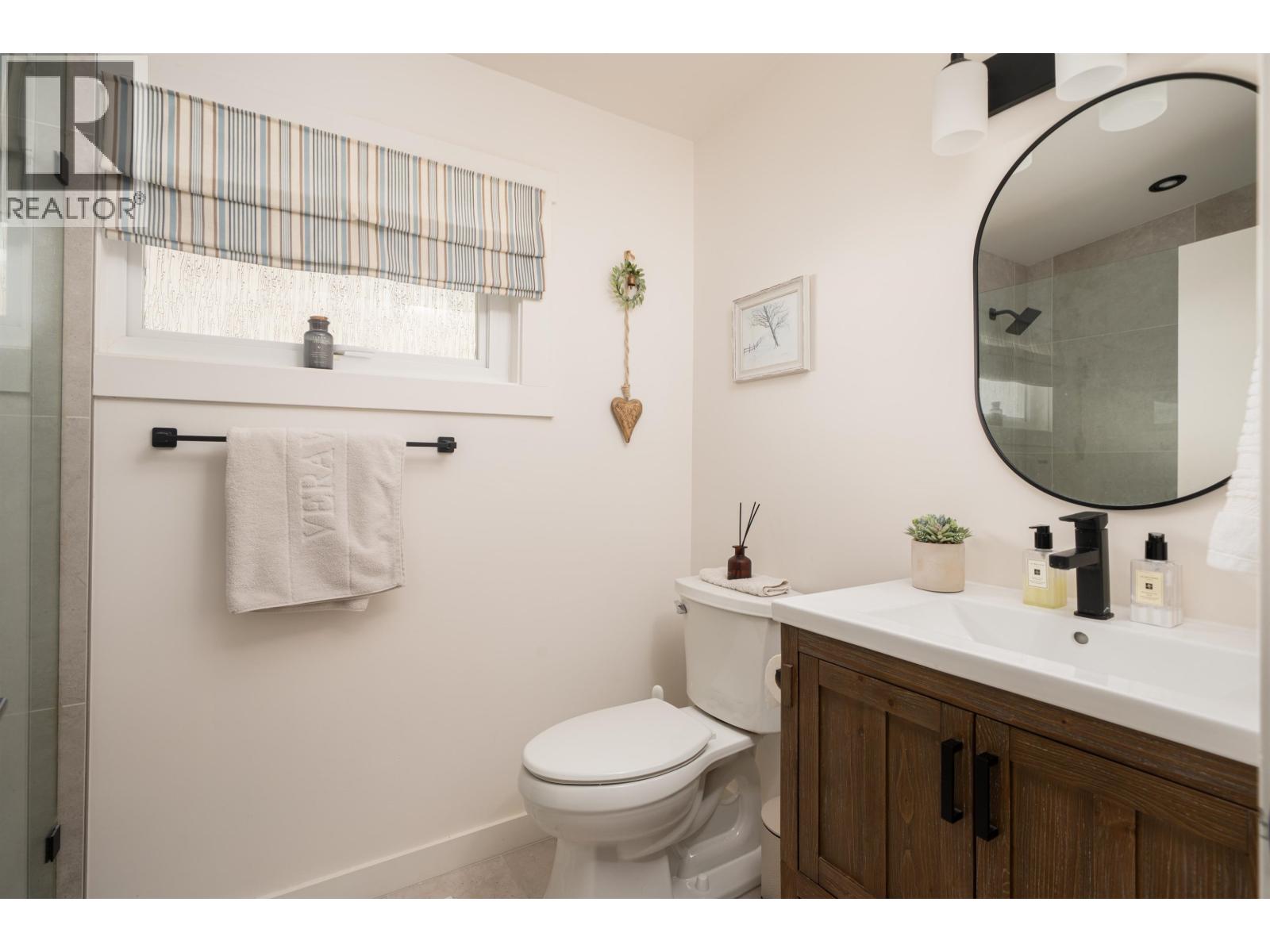 3642 Sykes Road, North Vancouver, British Columbia  V7K 2A7 - Photo 22 - R3090225