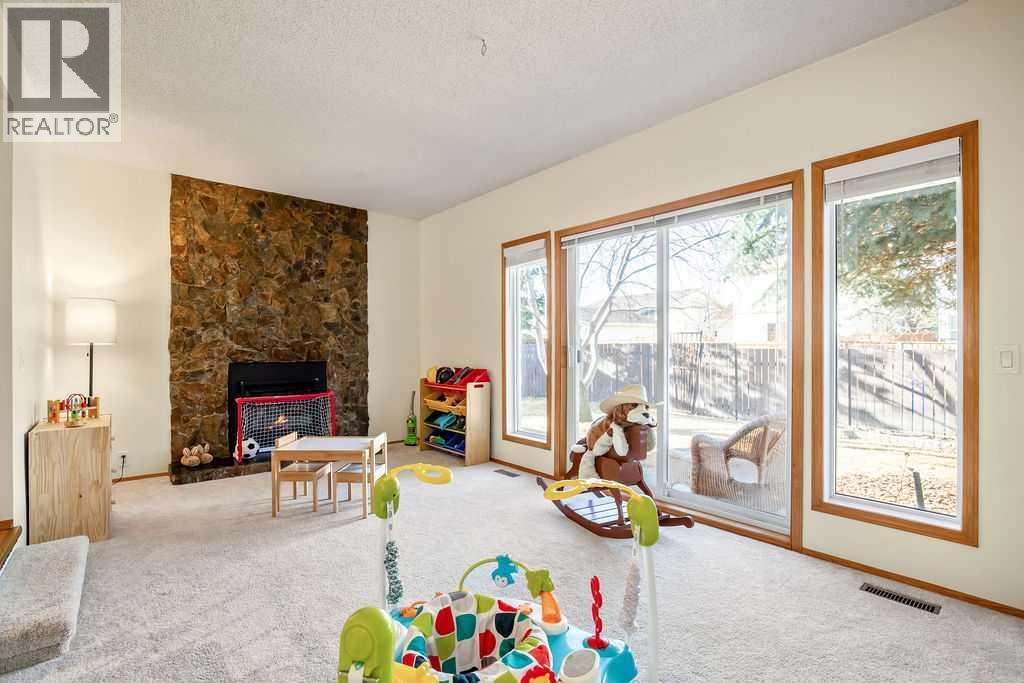 220 Scenic Way Nw, Calgary, Alberta  T3L 1B8 - Photo 16 - A2285871