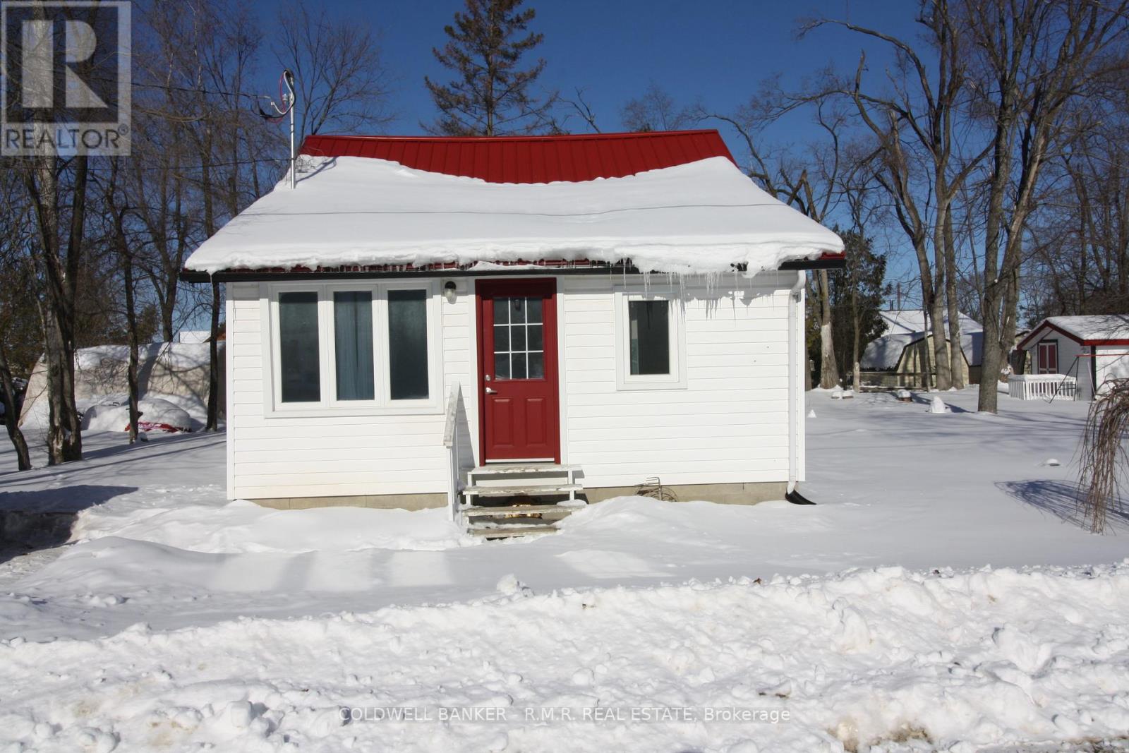 7 Leaf Street, Kawartha Lakes (Fenelon), Ontario  K0M 1L0 - Photo 2 - X12792780