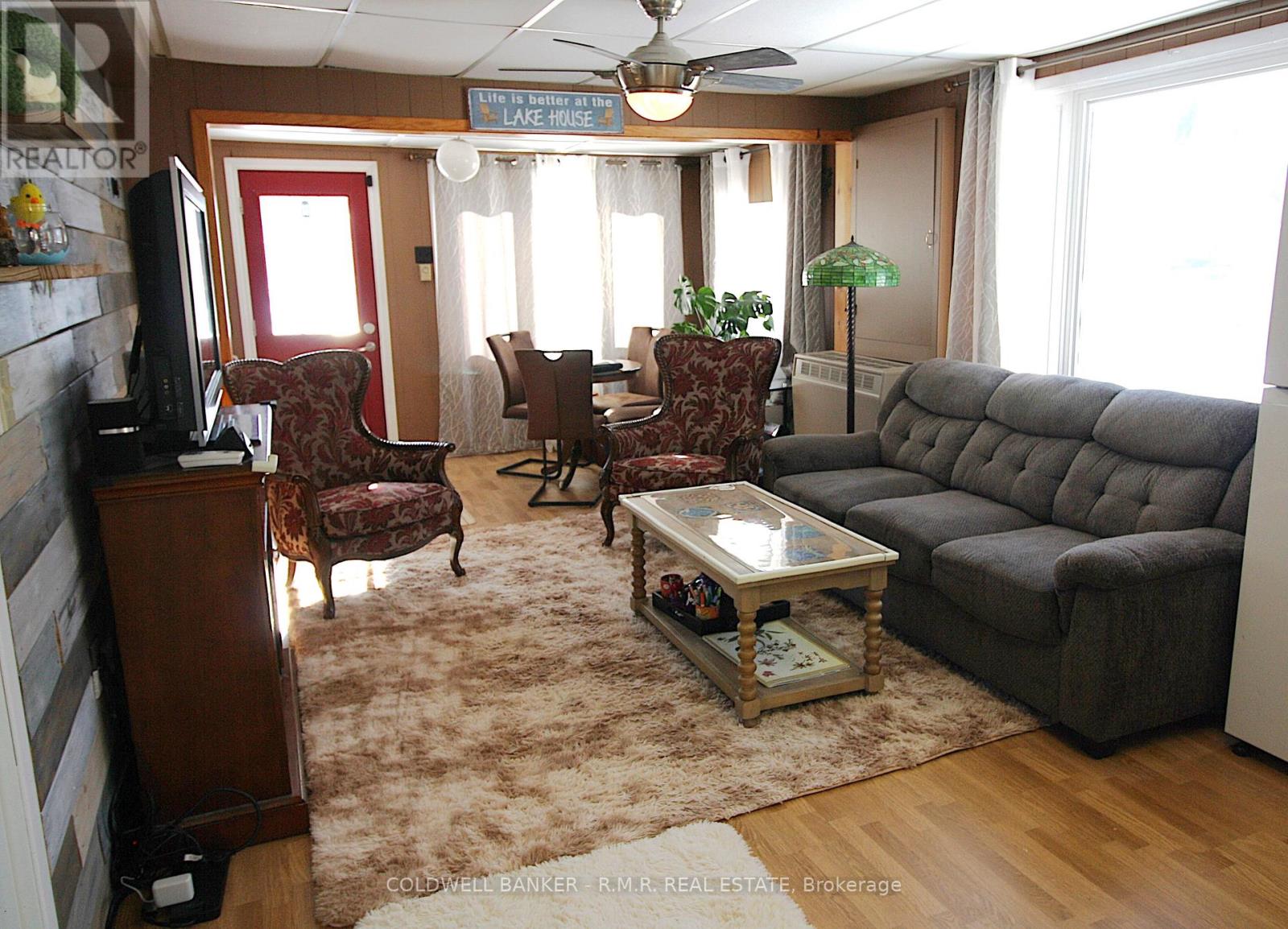 7 Leaf Street, Kawartha Lakes (Fenelon), Ontario  K0M 1L0 - Photo 4 - X12792780