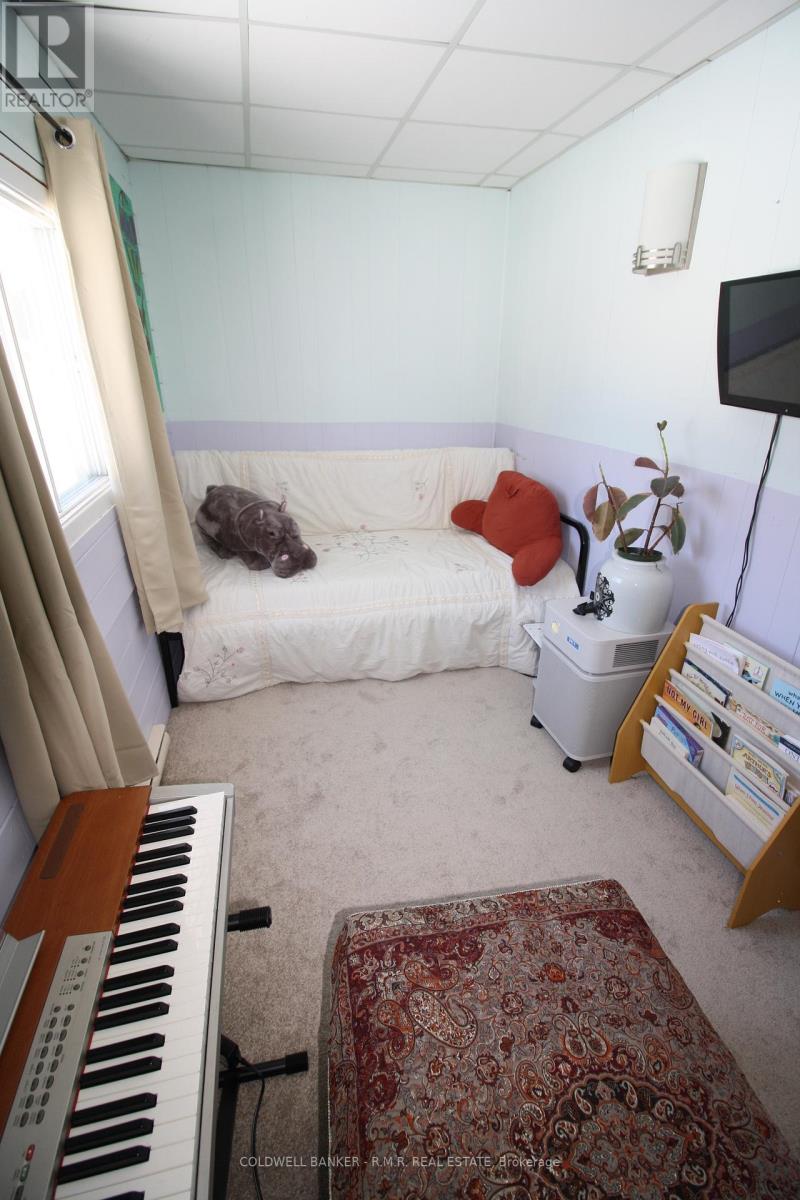 7 Leaf Street, Kawartha Lakes (Fenelon), Ontario  K0M 1L0 - Photo 9 - X12792780