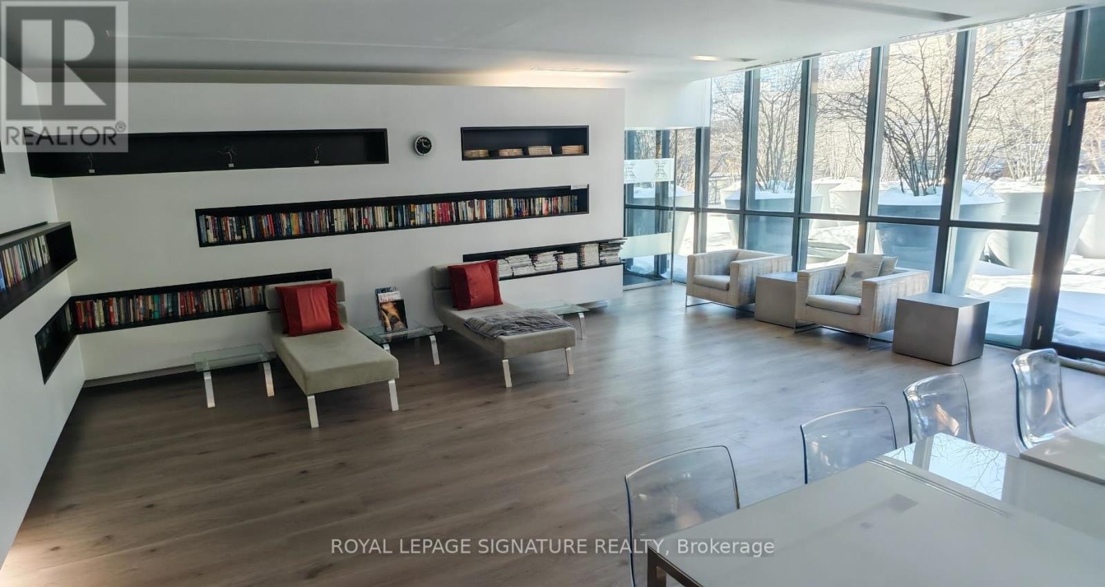 410 - 110 Charles Street E, Toronto, Ontario  M4Y 1T5 - Photo 13 - C12792762