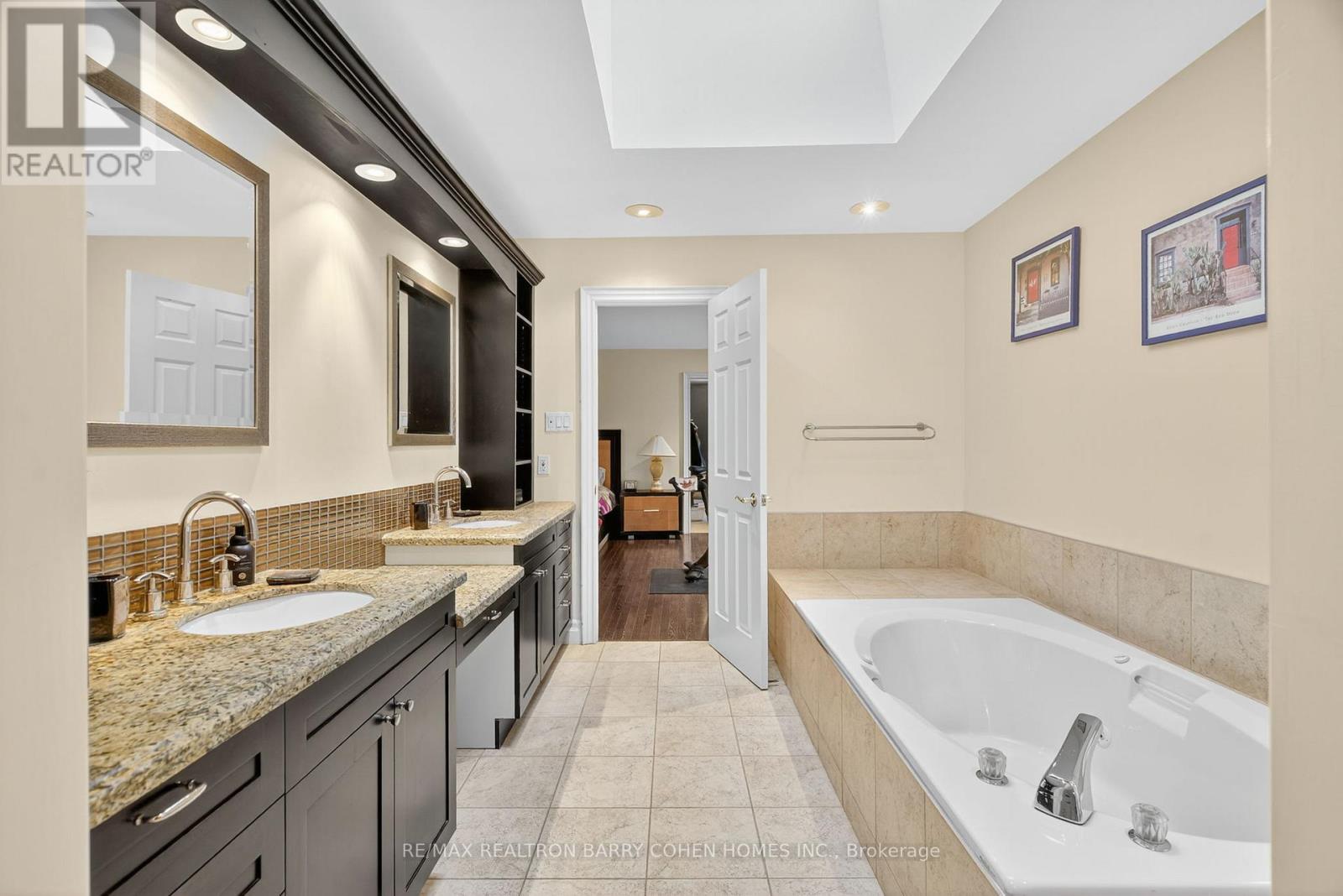 84 Truman Road, Toronto, Ontario  M2L 2L6 - Photo 23 - C12792772