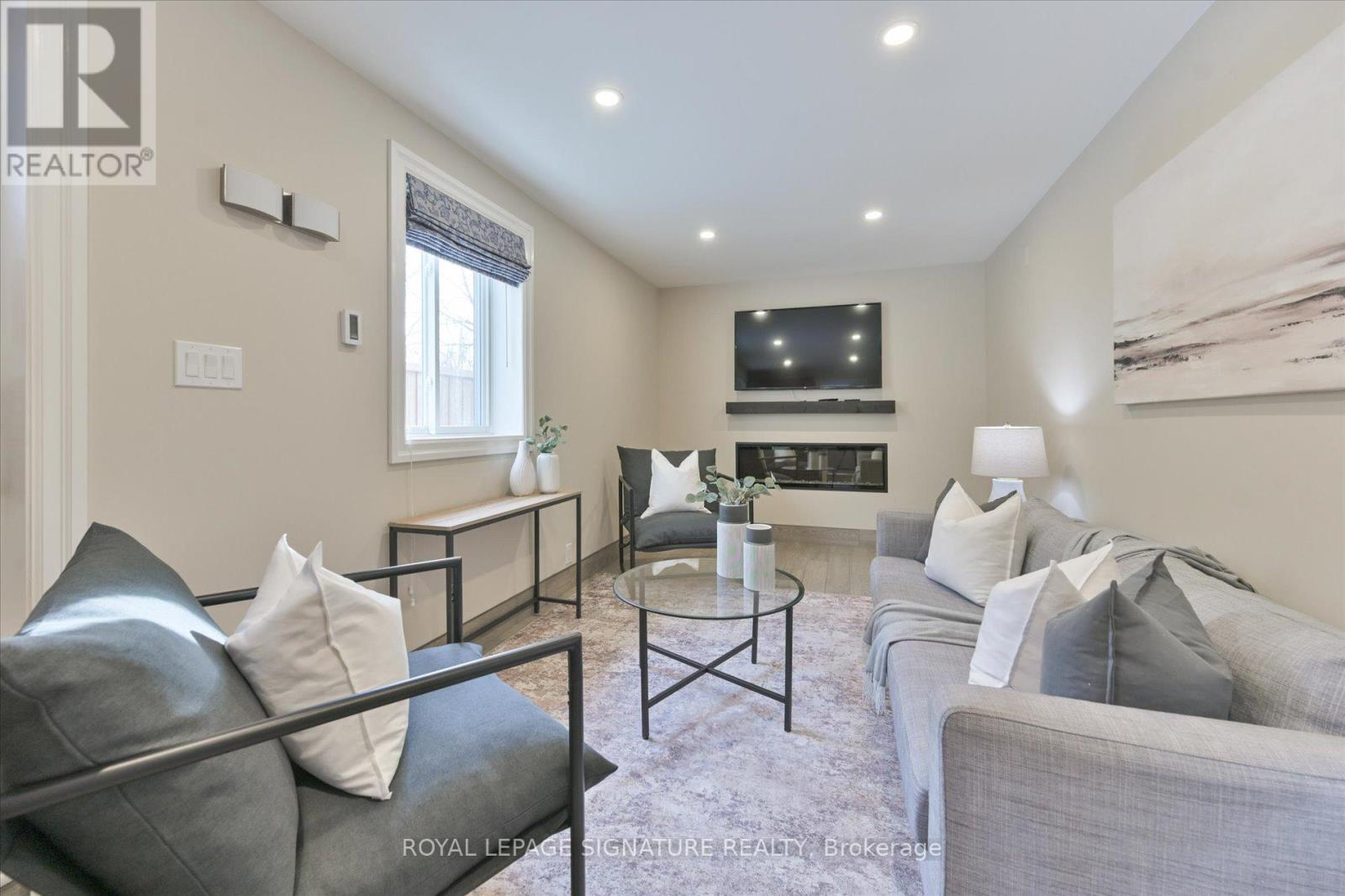 185 Sloane Avenue, Toronto, Ontario  M4A 2C5 - Photo 28 - C12792884