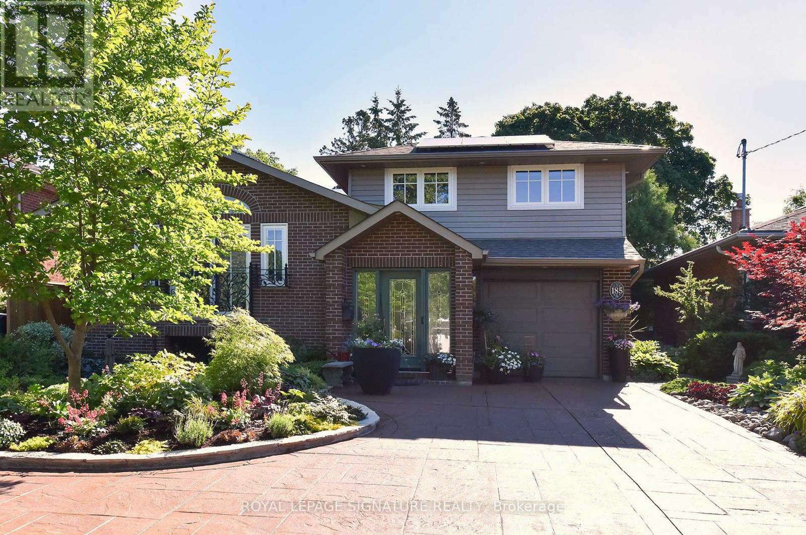 185 Sloane Avenue, Toronto, Ontario  M4A 2C5 - Photo 4 - C12792884