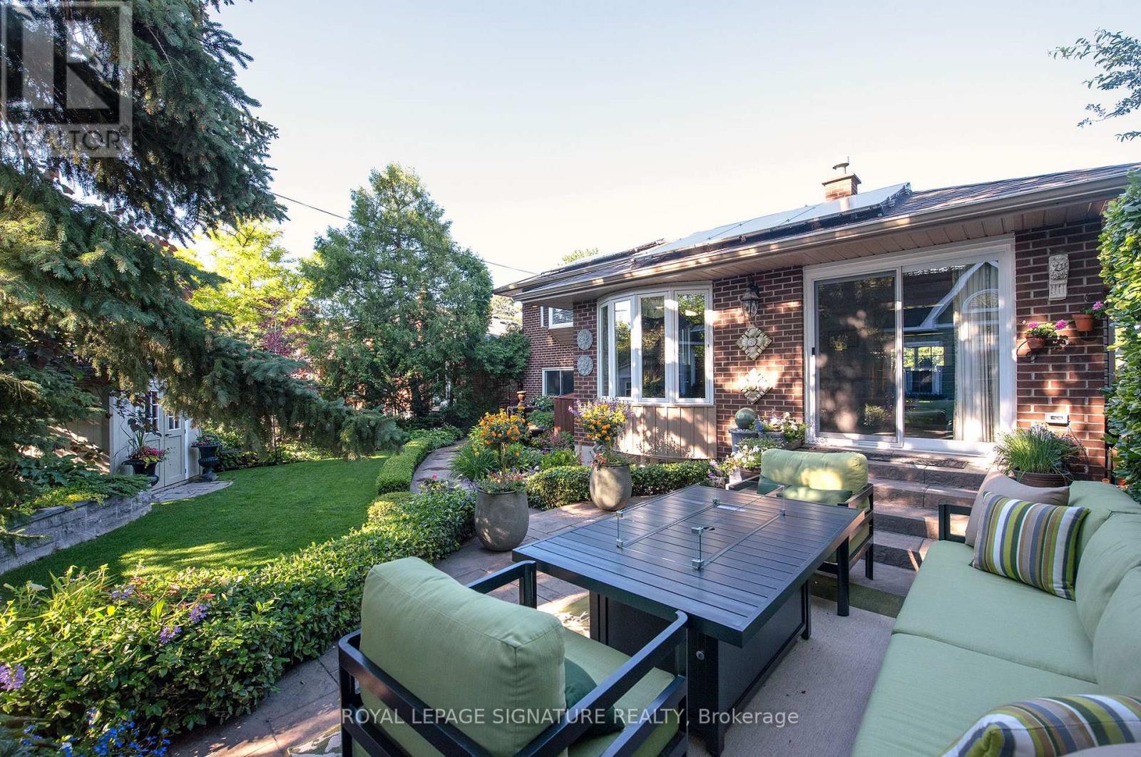 185 Sloane Avenue, Toronto, Ontario  M4A 2C5 - Photo 45 - C12792884