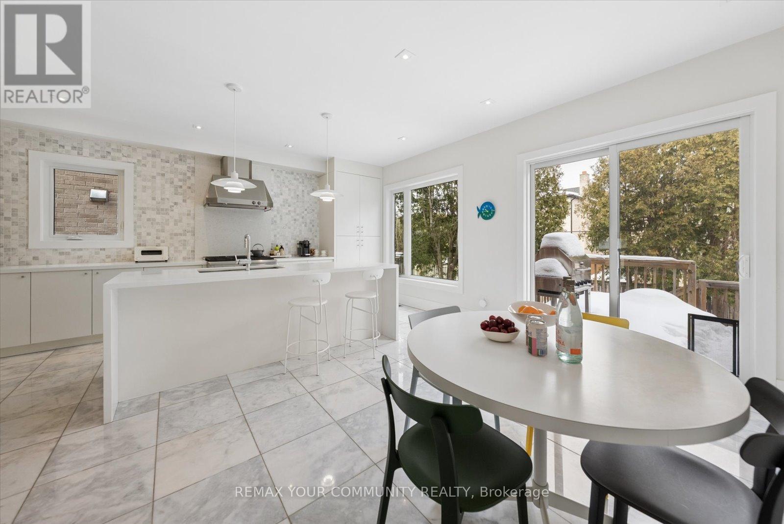 498 Melrose Avenue, Toronto, Ontario  M5M 2A2 - Photo 10 - C12792886