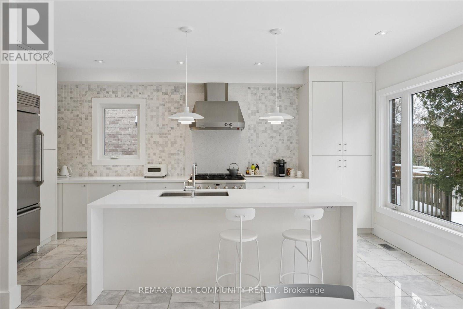 498 Melrose Avenue, Toronto, Ontario  M5M 2A2 - Photo 11 - C12792886