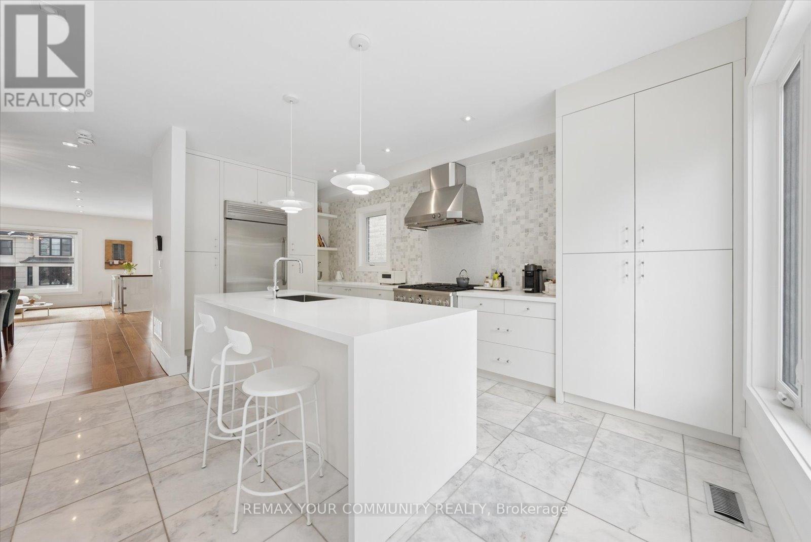 498 Melrose Avenue, Toronto, Ontario  M5M 2A2 - Photo 16 - C12792886