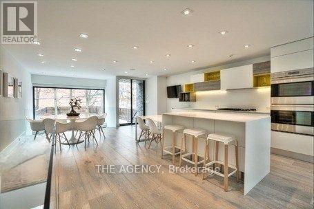 41 Berryman Street, Toronto, Ontario  M5R 1M7 - Photo 3 - C12792910