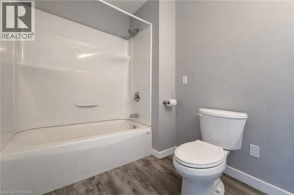 33 Dumfries Street Unit# B, Paris, Ontario  N3L 2C9 - Photo 4 - 40805560