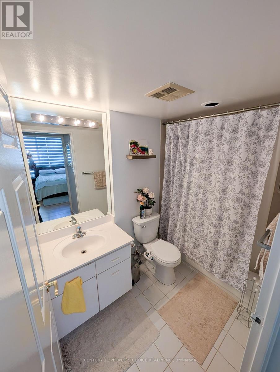 403 - 30 Greenfield Avenue, Toronto, Ontario  M2N 6N3 - Photo 8 - C12789422