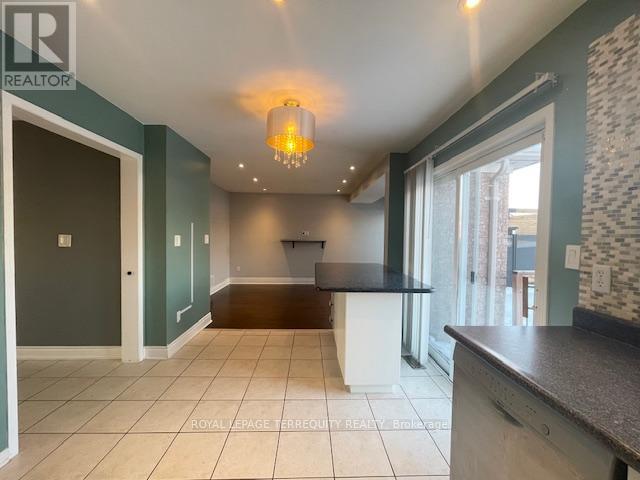 3240 Hunters Glen, Mississauga, Ontario  L5N 8M3 - Photo 11 - W12663400