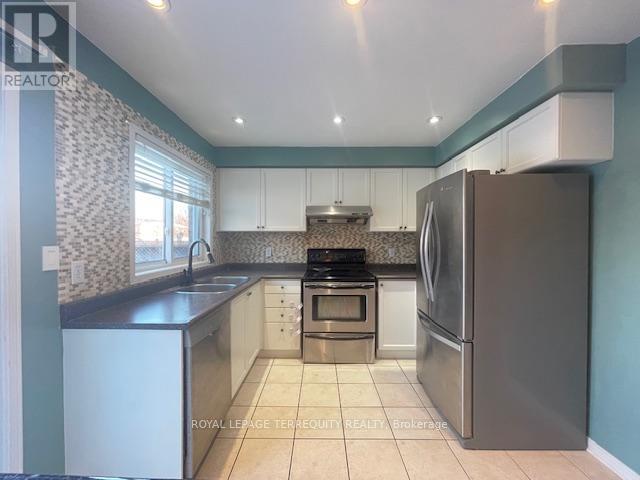 3240 Hunters Glen, Mississauga, Ontario  L5N 8M3 - Photo 9 - W12663400