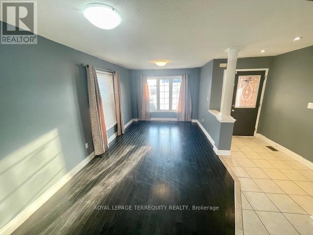 3240 Hunters Glen, Mississauga, Ontario  L5N 8M3 - Photo 5 - W12663400