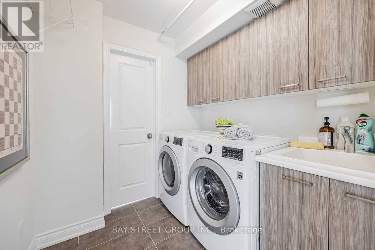 29 Creekvalley Lane, Markham, Ontario  L6C 0Y7 - Photo 24 - N12792848