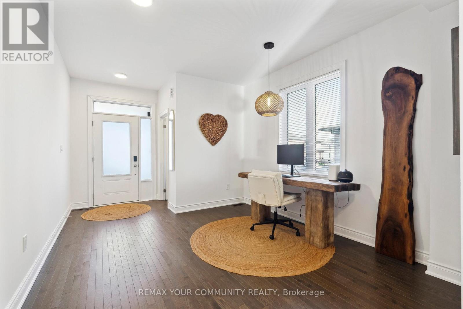 9 Lisa Street, Wasaga Beach, Ontario  L9Z 0K9 - Photo 10 - S12792786