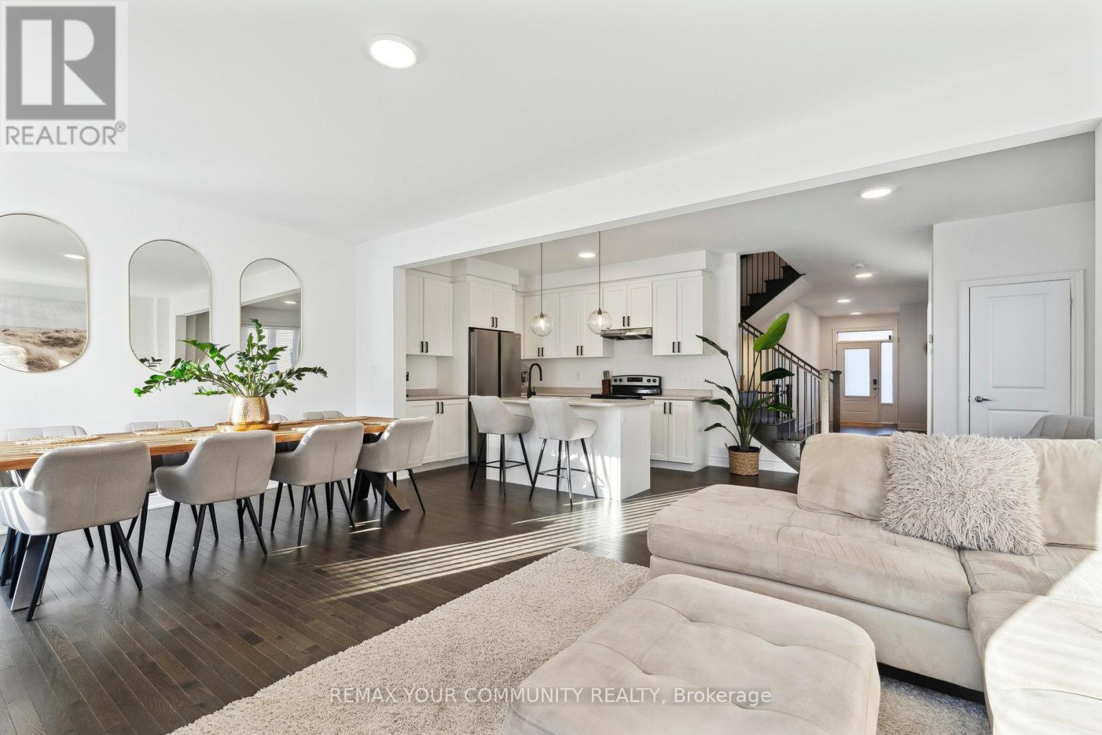 9 Lisa Street, Wasaga Beach, Ontario  L9Z 0K9 - Photo 14 - S12792786