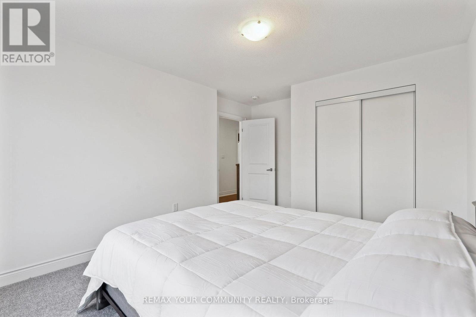 9 Lisa Street, Wasaga Beach, Ontario  L9Z 0K9 - Photo 24 - S12792786