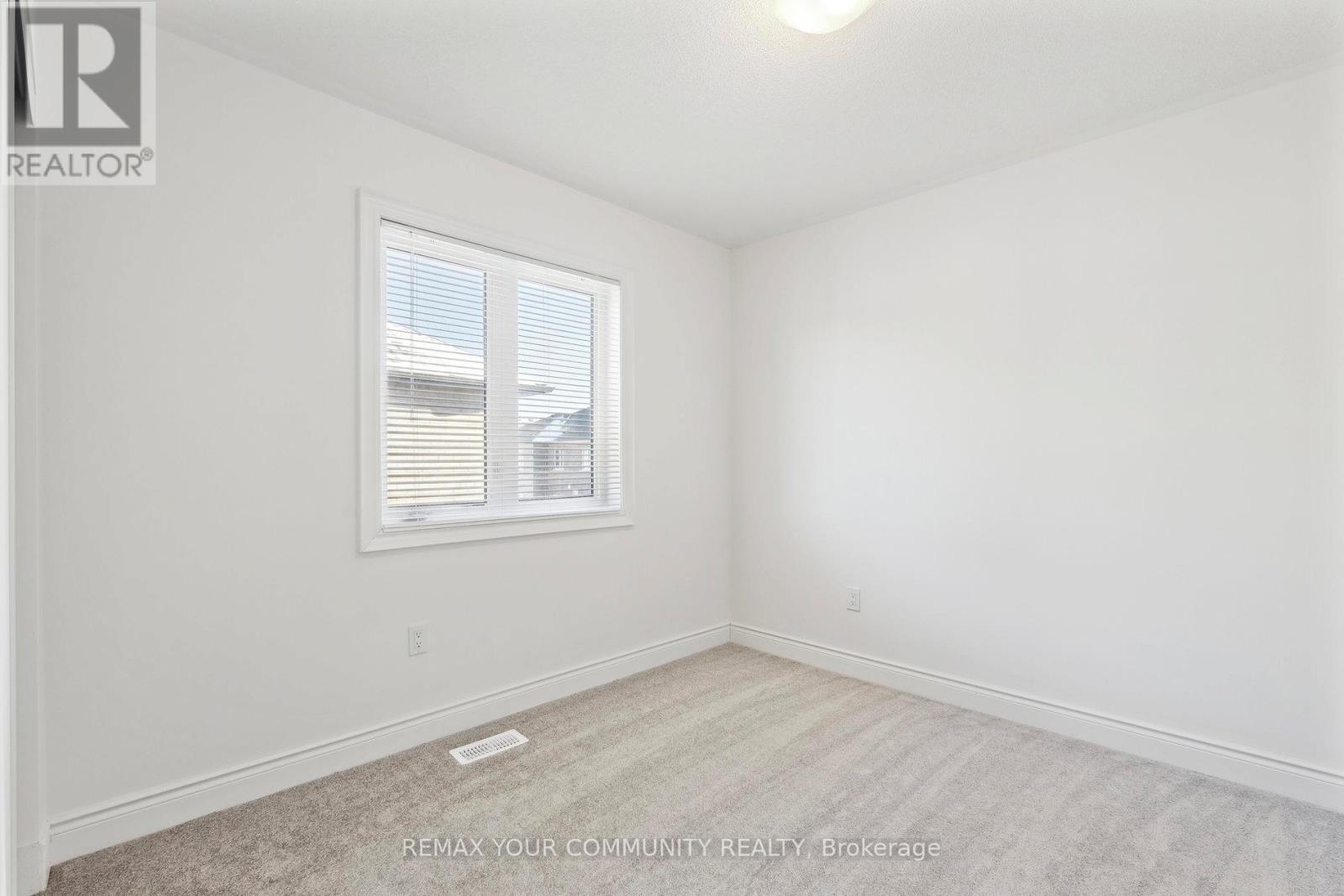 9 Lisa Street, Wasaga Beach, Ontario  L9Z 0K9 - Photo 29 - S12792786