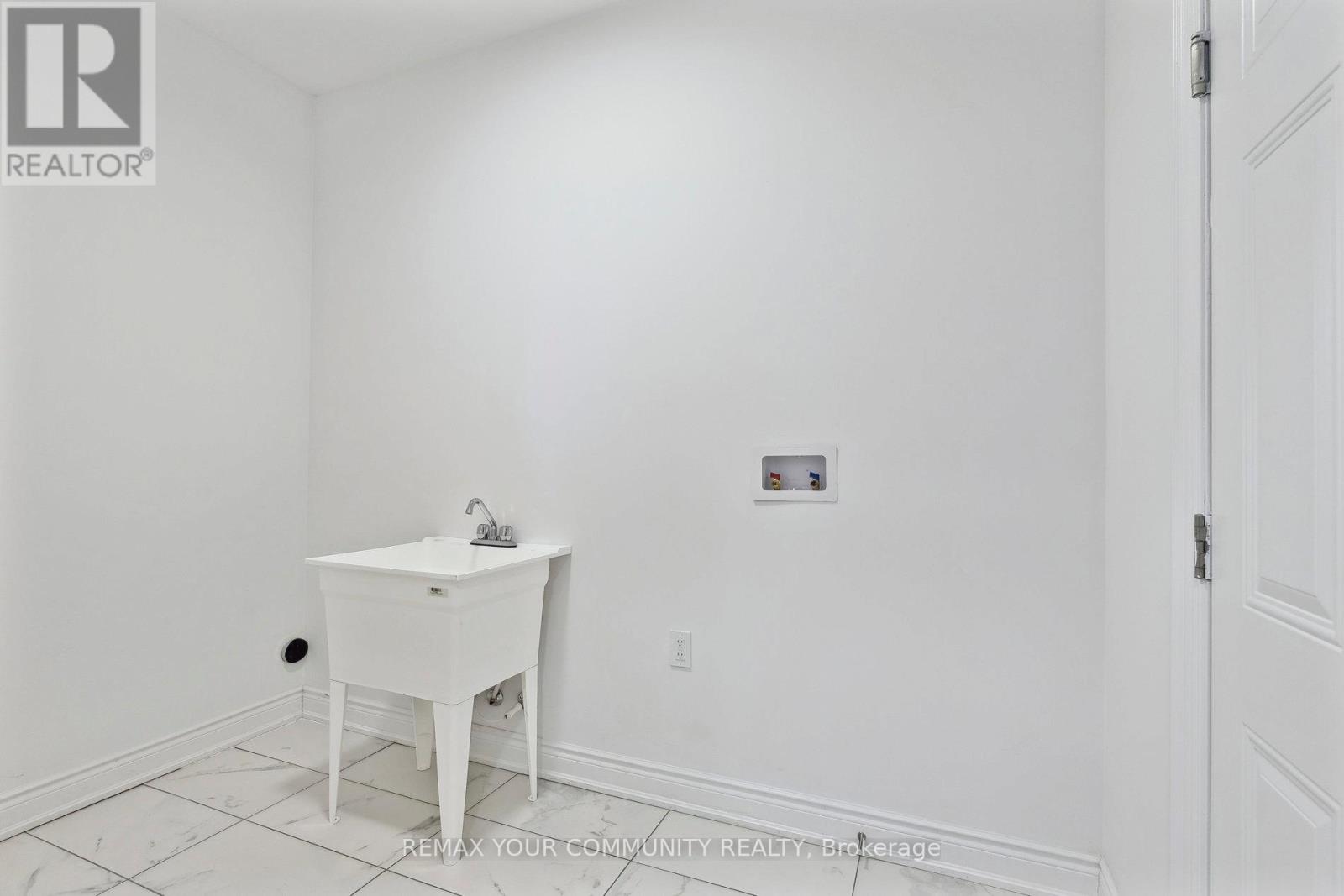 9 Lisa Street, Wasaga Beach, Ontario  L9Z 0K9 - Photo 38 - S12792786