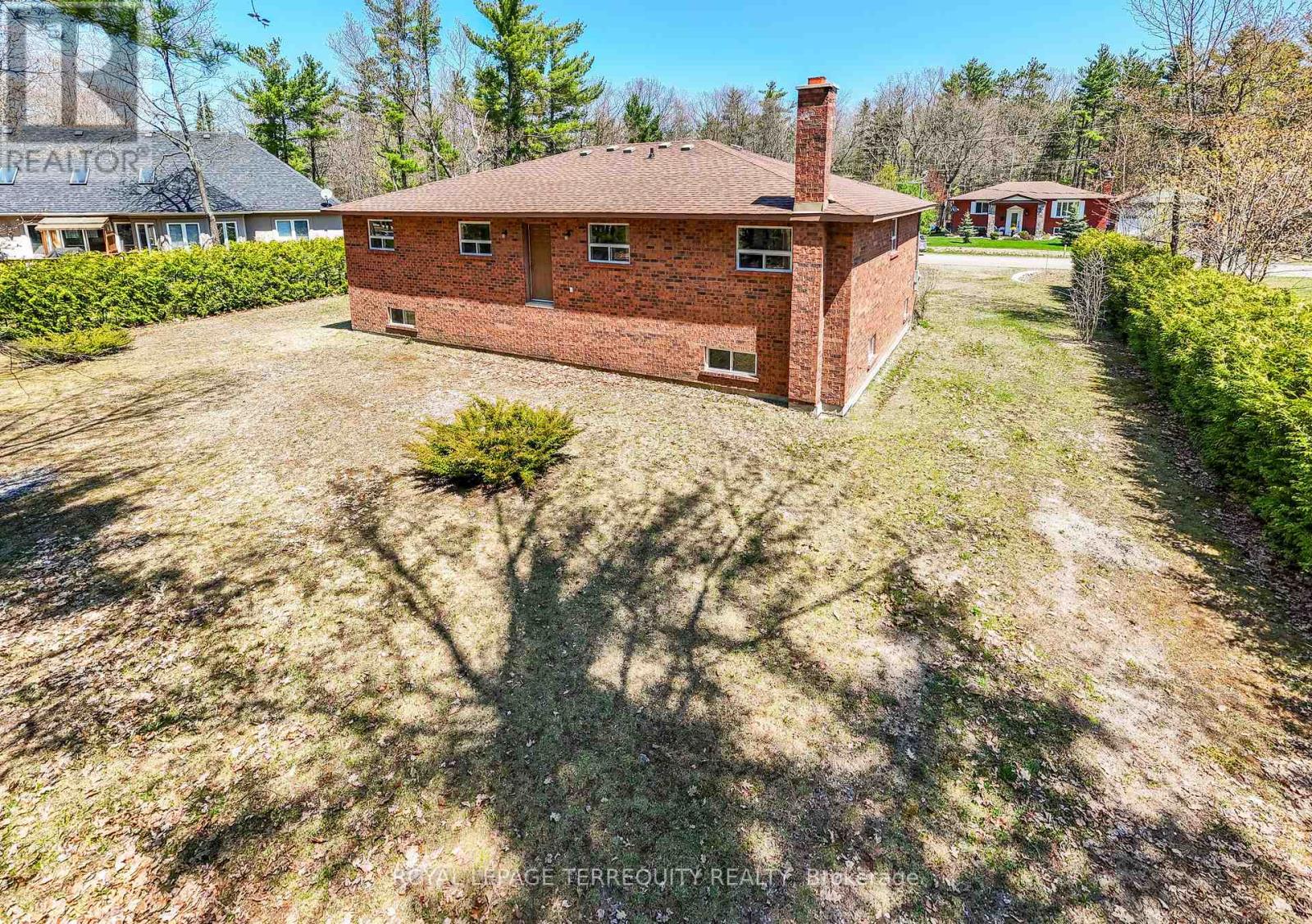 46 Stocco Circle, Tiny, Ontario  L0L 2T0 - Photo 27 - S12792830