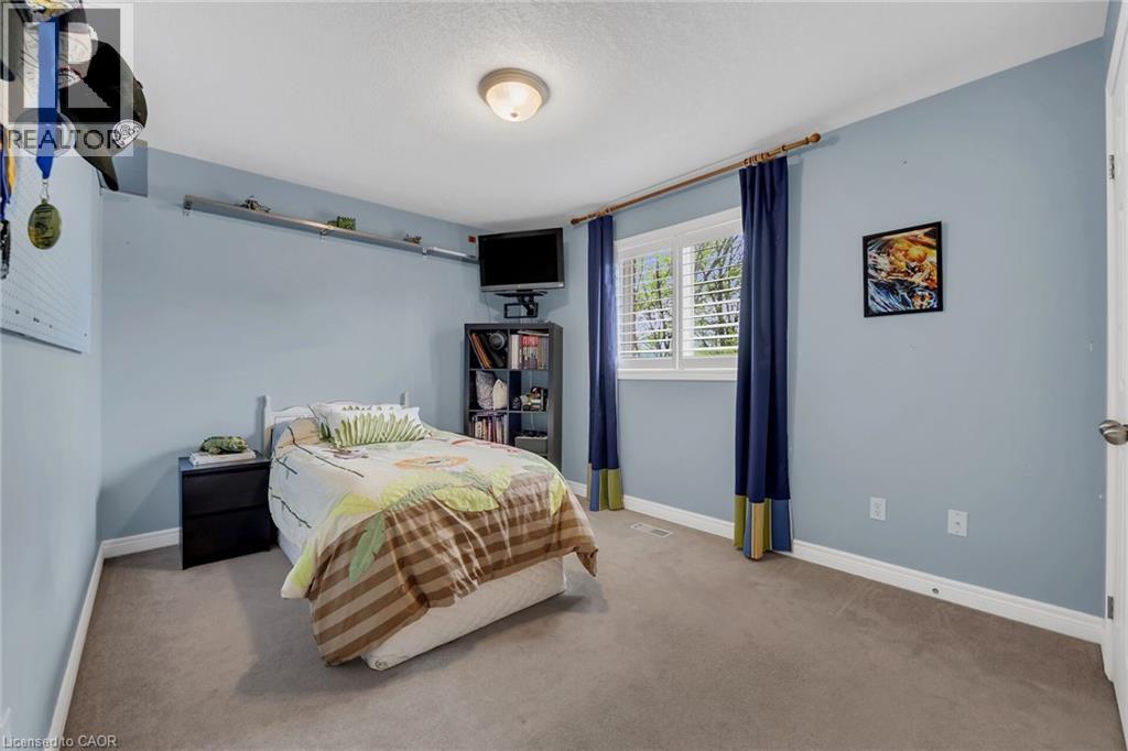 4 Moonstone Court, Hamilton, Ontario  L9B 2Y1 - Photo 28 - 40805563