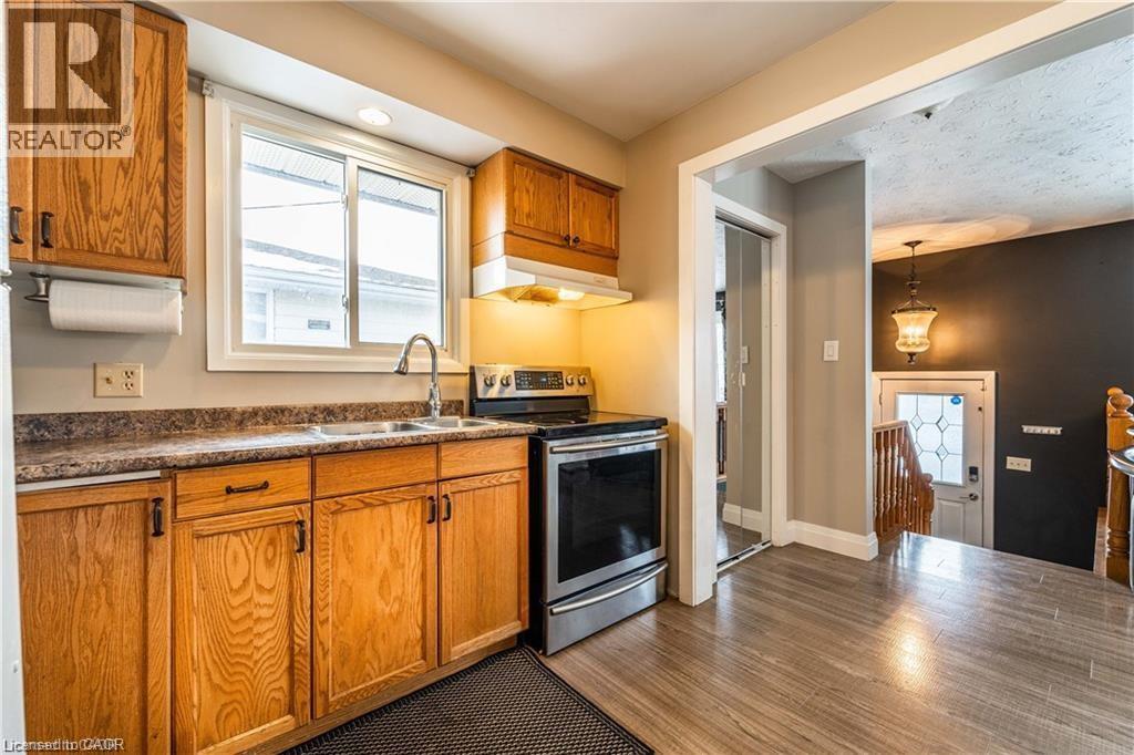 74 Bakersfield Drive, Cambridge, Ontario  N1R 6X6 - Photo 6 - 40804100