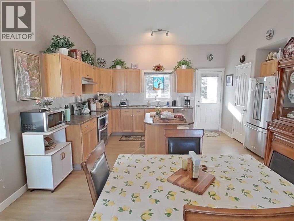 42 Valarosa Drive, Didsbury, Alberta  T0M 0W0 - Photo 15 - A2279455