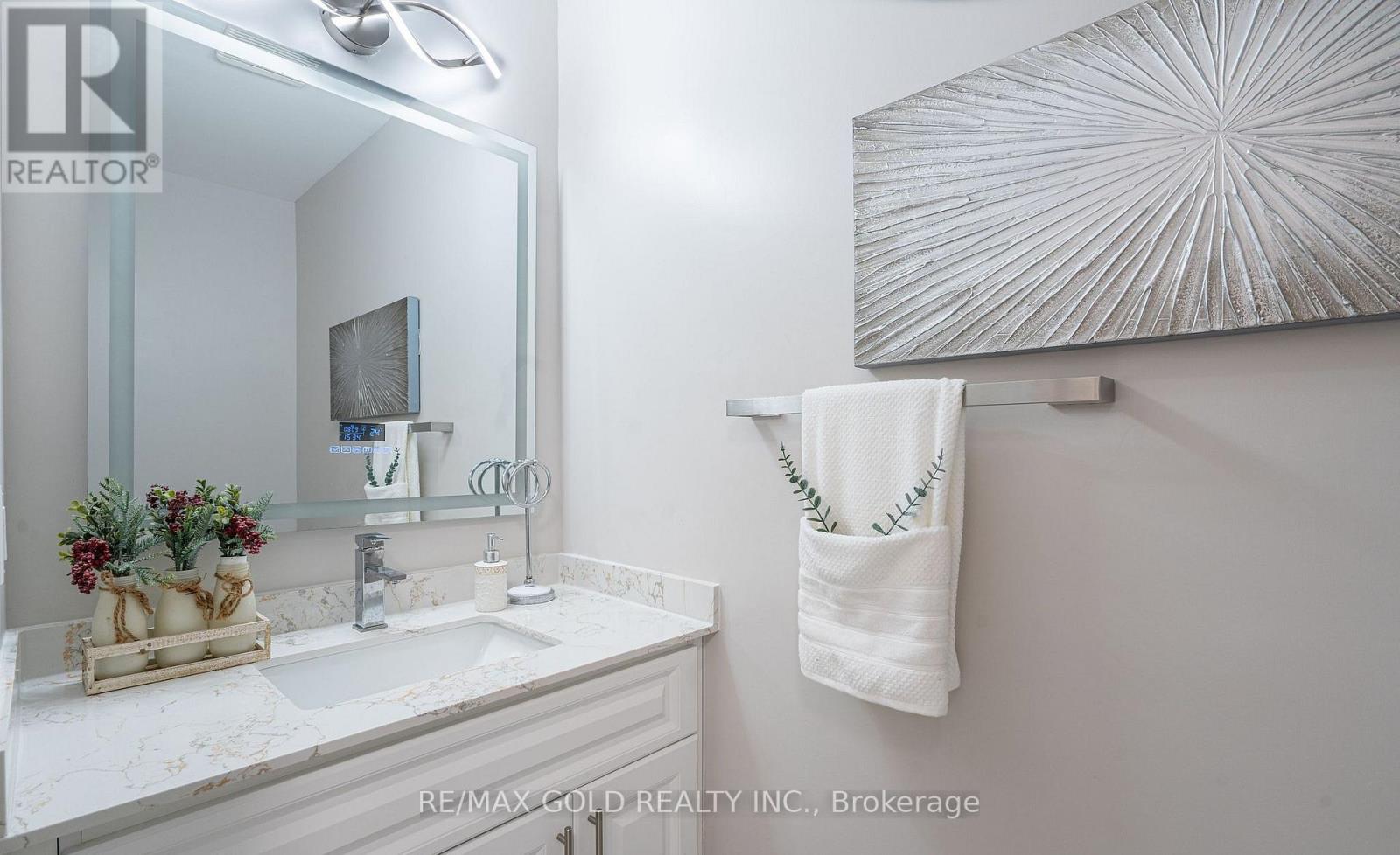 10 Leopard Gate, Brampton, Ontario  L6R 2E5 - Photo 14 - W12792766