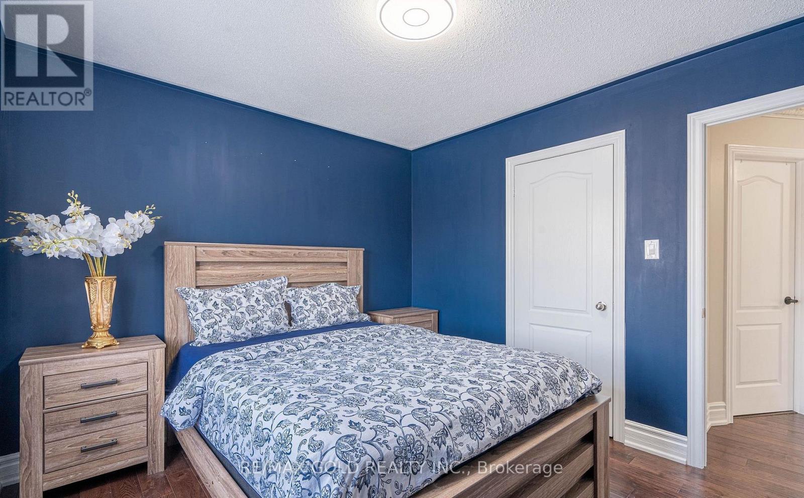 10 Leopard Gate, Brampton, Ontario  L6R 2E5 - Photo 18 - W12792766