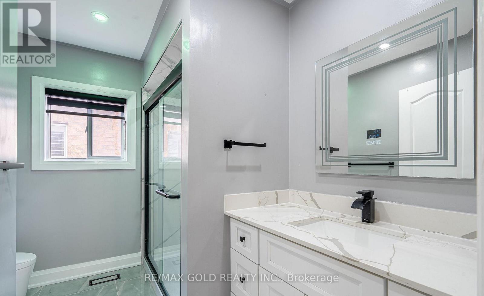 10 Leopard Gate, Brampton, Ontario  L6R 2E5 - Photo 23 - W12792766