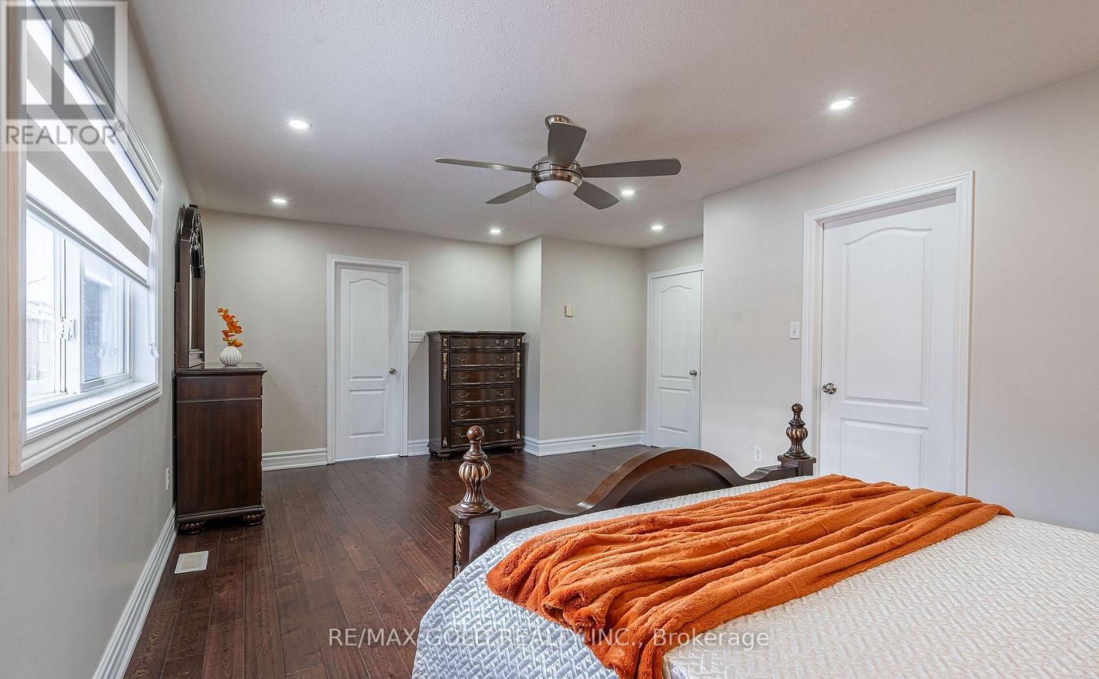 10 Leopard Gate, Brampton, Ontario  L6R 2E5 - Photo 27 - W12792766