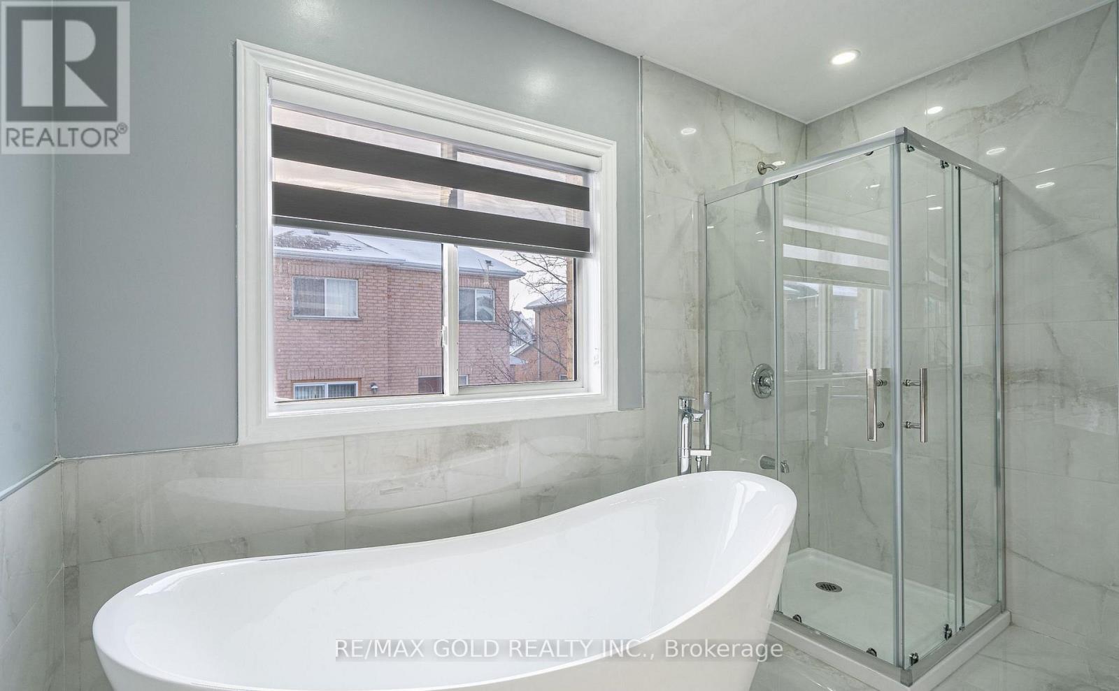 10 Leopard Gate, Brampton, Ontario  L6R 2E5 - Photo 30 - W12792766