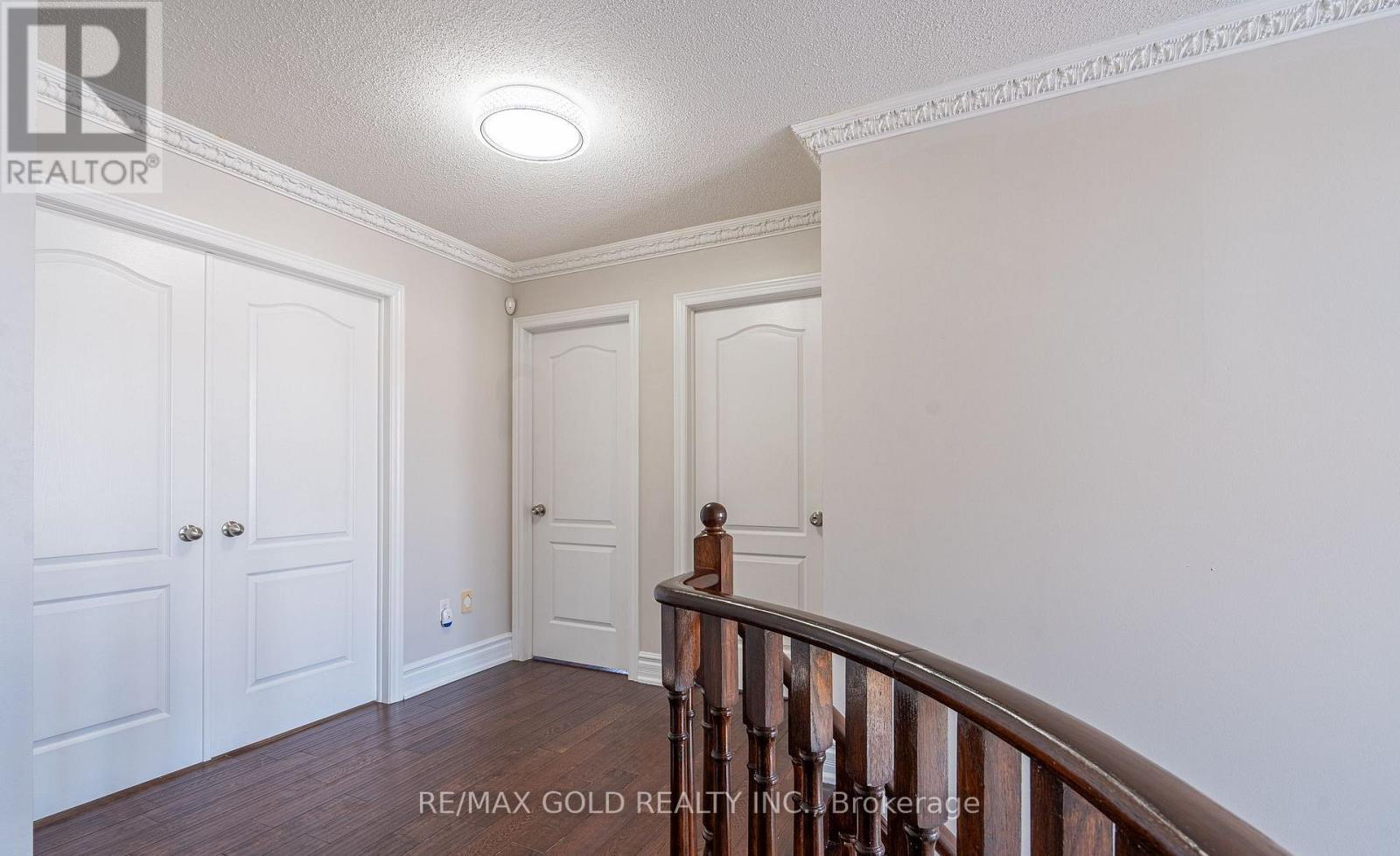 10 Leopard Gate, Brampton, Ontario  L6R 2E5 - Photo 32 - W12792766