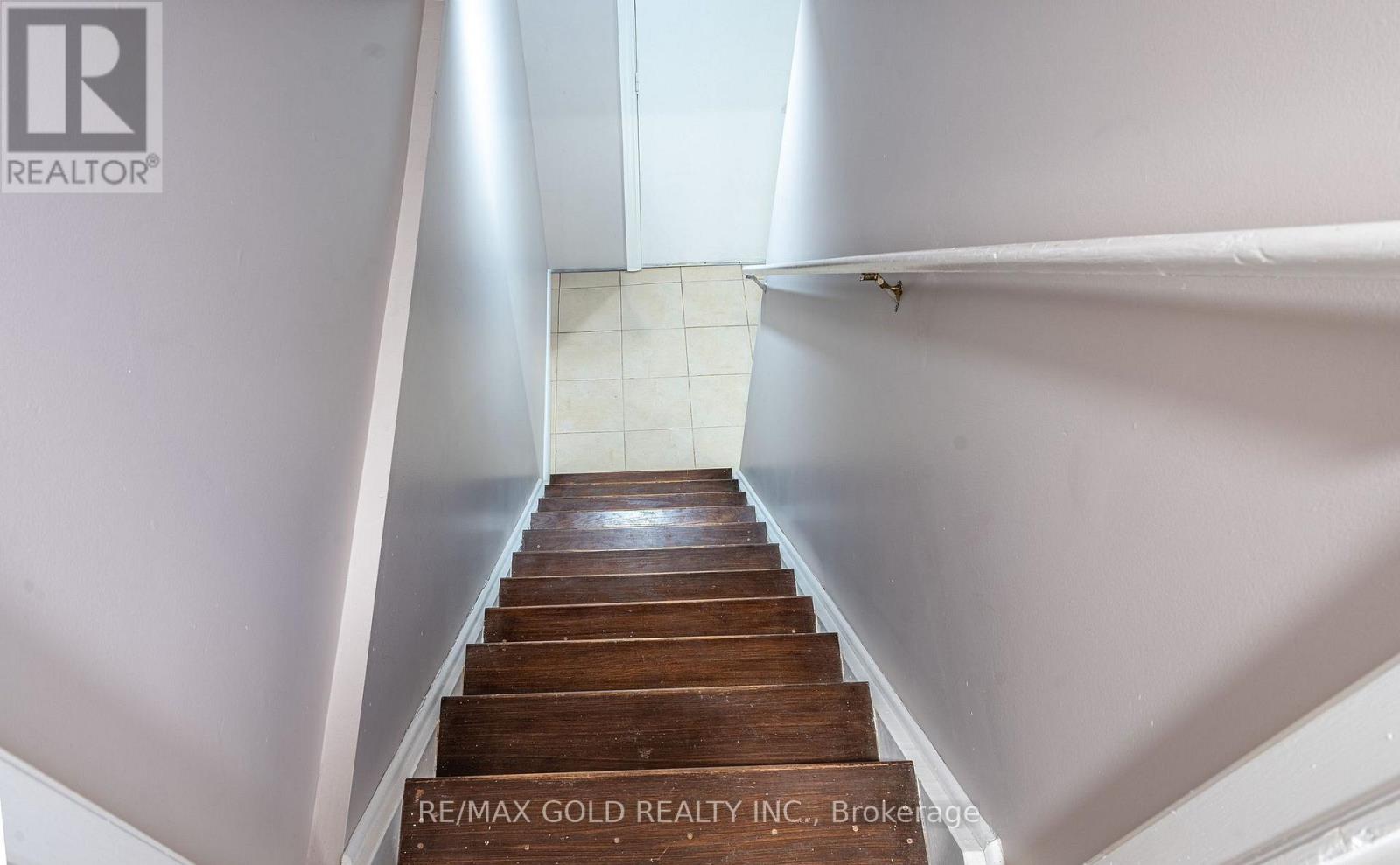 10 Leopard Gate, Brampton, Ontario  L6R 2E5 - Photo 34 - W12792766