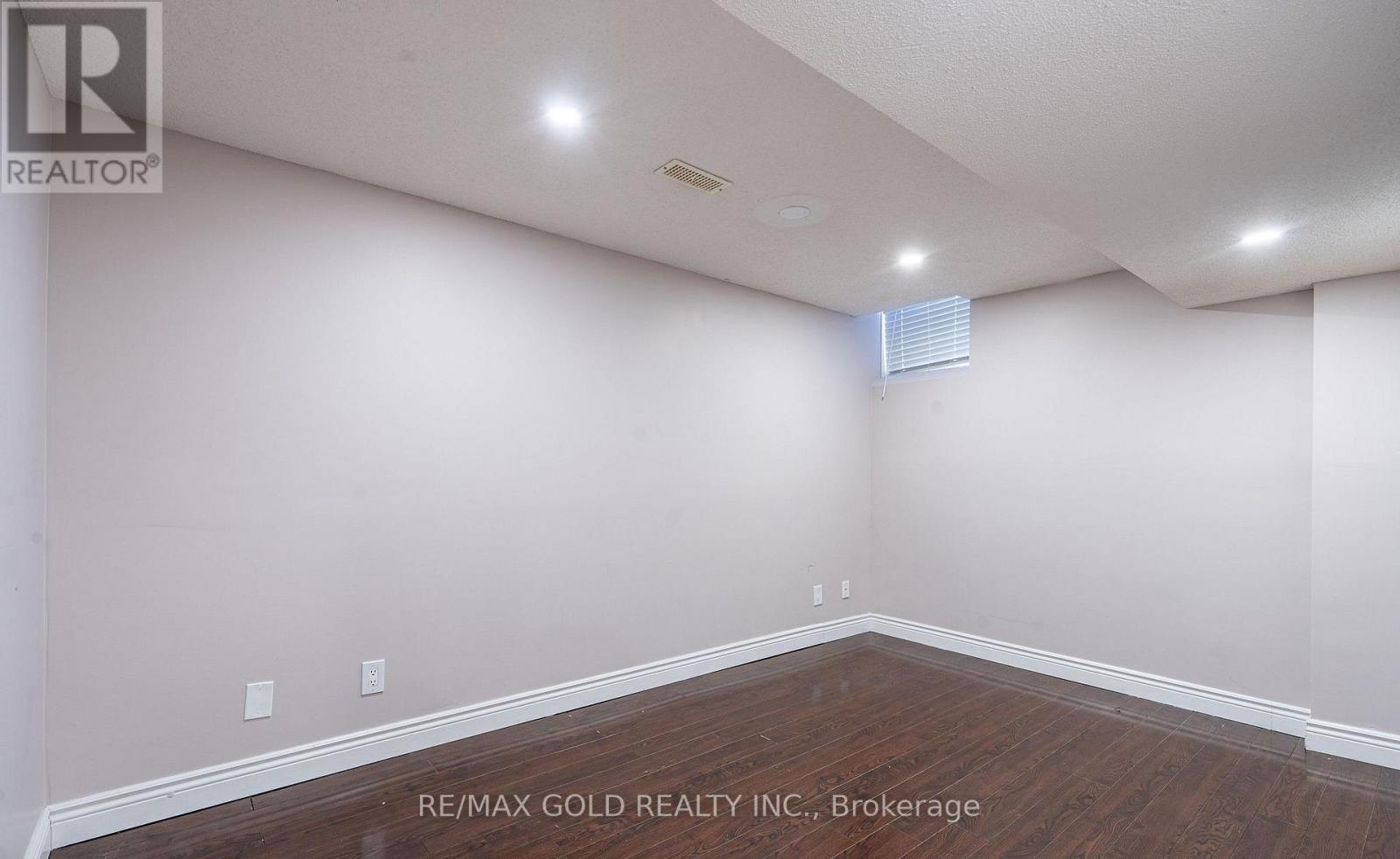 10 Leopard Gate, Brampton, Ontario  L6R 2E5 - Photo 40 - W12792766