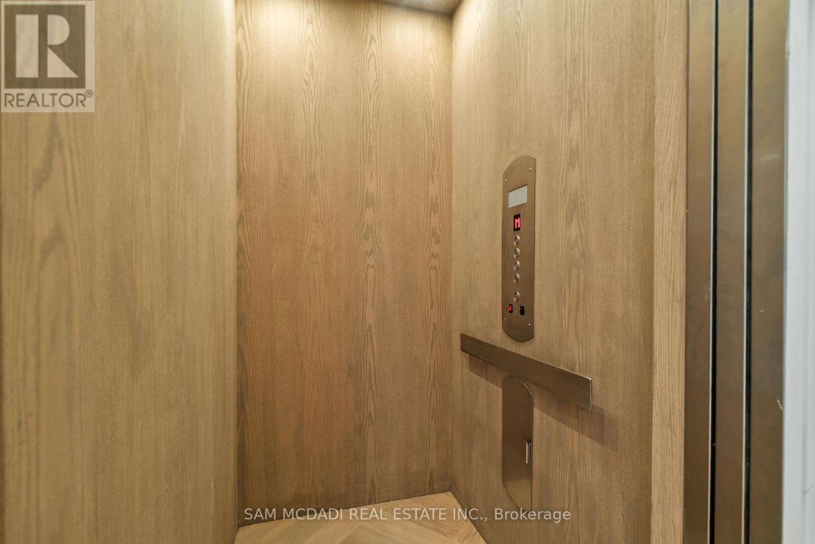 84 Pebbleridge Place, Oakville, Ontario  L6K 3Y4 - Photo 16 - W12792798